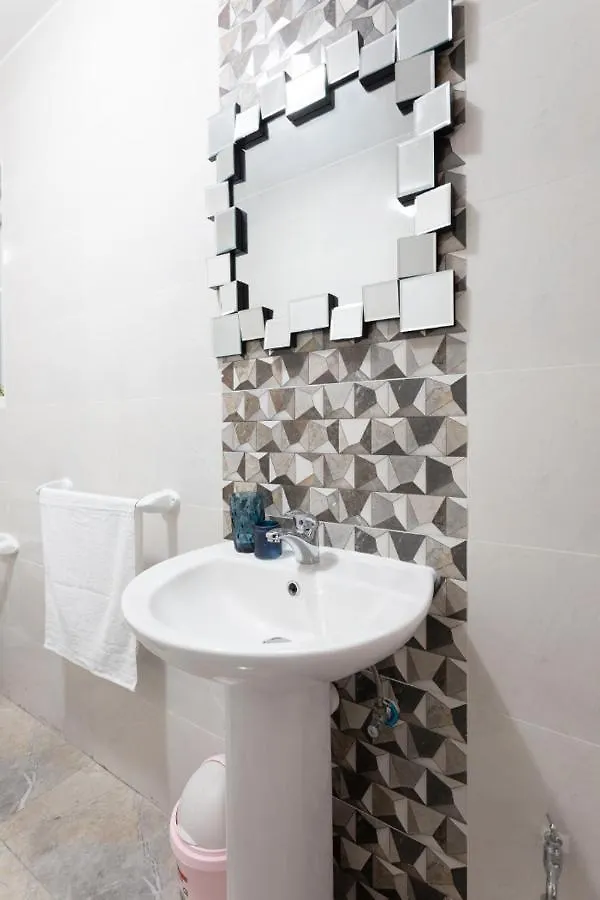 F3 Room 3, Private Room Two Single Beds Shared Bathroom Msida 0*,